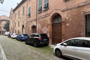 PALAZZINA A FERRARA