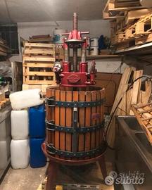 Torchio uva idraulico Polsinelli