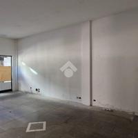 NEGOZIO A CONEGLIANO