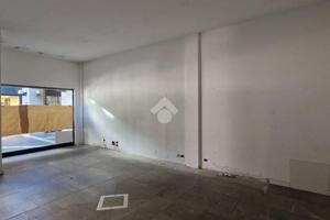 NEGOZIO A CONEGLIANO