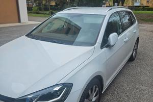 Volkwagen Golf sw 2.0 TDI automatica
