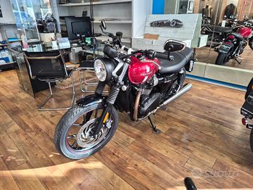 Triumph Street Twin 900 PERFETTA ACCESSORIATA