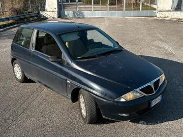 Lancia Y 8v 1.2 fire