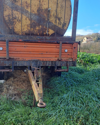Rimorchio agricolo