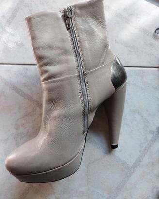 TRONCHETTO VIC MATIE'