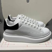 Scarpe da coppia Alexander McQueen, taglia 43