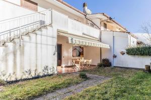 3 LOCALI A RONCIGLIONE