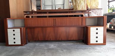 Testiera letto matrimoniale con comodini