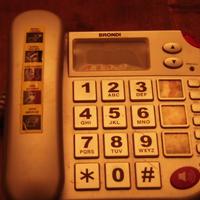 Telefono per anziani
