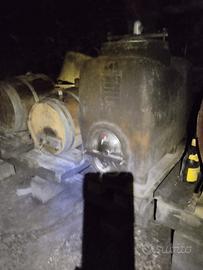 contenitore vino in vetroresina