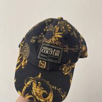 Felpa e cappello versace