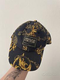 Felpa e cappello versace