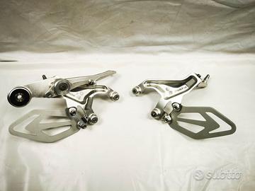 COPPIA PEDANE ORIGINALI ANTERIORI PILOTA PER BMW S