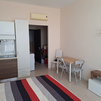 MONOLOCALE Zona V.MANFR. Lavoratrici Non RESIDENTI