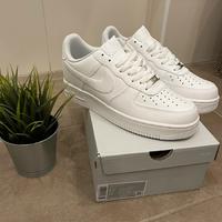Nike Air Force 1 07 Classic Low-Top, Bianco / 37.5