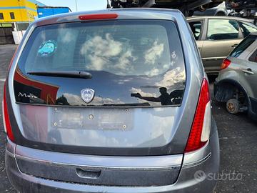 Portellone posteriore Lancia Musa 2010