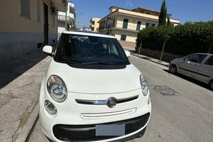 Fiat 500L bianca 1600, 120 cv