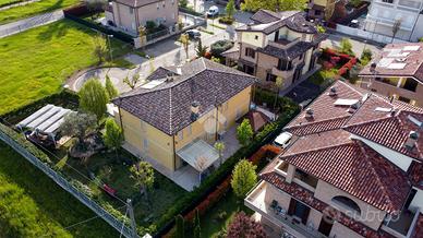 VILLA SINGOLA A CARPI