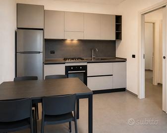 Bilocale con terrazzo e garage a Lazise