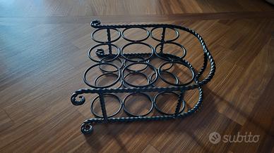 porta bottiglie in ferro battuto