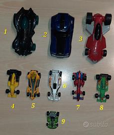 Vari giocattoli serie "Auto da corsa"