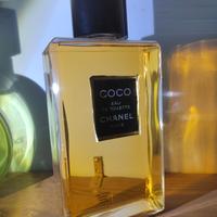 Profumo FACTICE da esposizione. 