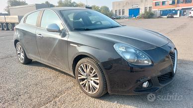 Alfa Romeo Giulietta 1.6 JTDm-2 120 CV Distinctive