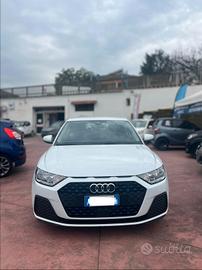 Audi A1 SPB 30 TFSI S tronic Identity Black