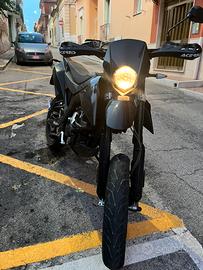 Malaguti xsm 125 2020 motard condizioni ottime