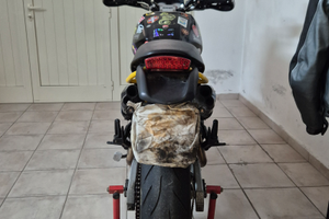 Ducati Monster 600 1999 talaio giallo