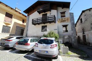 CASA SEMINDIPENDENTE A PINASCA