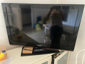 Televisione Samsung 36”