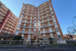 3 LOCALI A SAN GIULIANO MILANESE