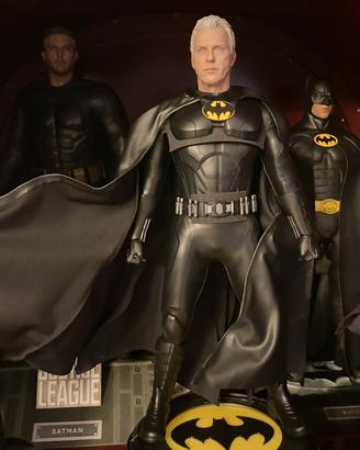 Hot toys