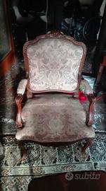 Poltrone d'arredamento in legno e tessuto