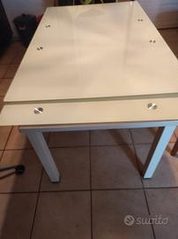 tavolo in vetro 
