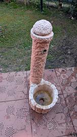 fontana da giardino in pietra