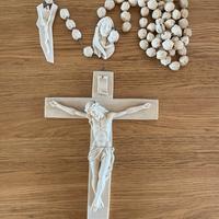 Rosario e crocifisso da parete