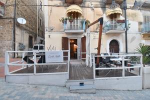 Vendita attivita' adibita a bar bistrot