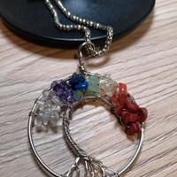 Collana con albero della vita di pietre dure