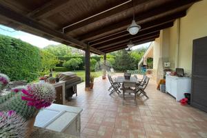VILLA SINGOLA A QUARTO