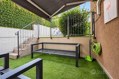 Appartamento di 132 m² con 5 locali e posto auto a
