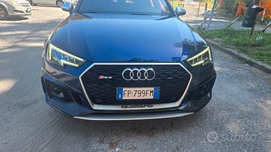 Audi A4 RS4 AVANT TFSI QUATTRO TIPTRONIC