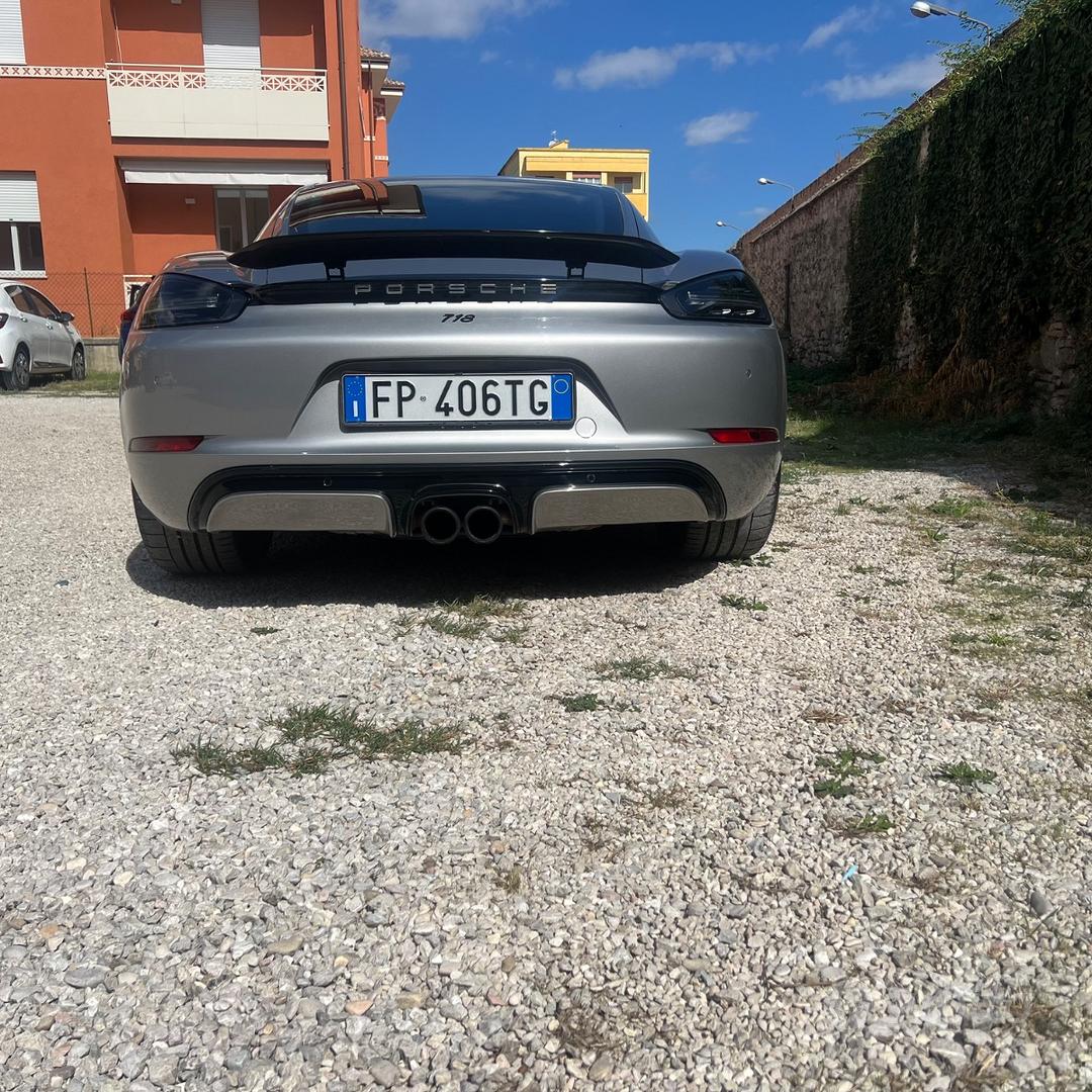 Porsche 718 2018 photo 2