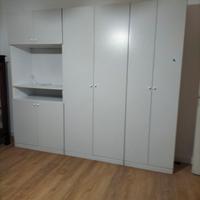 Arredo completo per appartamento.