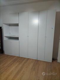 Arredo completo per appartamento.