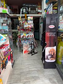 Toelettatura con negozio