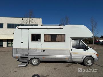Laika ecovip 4 ford 2.5 td 5 posti del 1995