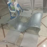 Tavolo con sedie marca tonin come nuovo