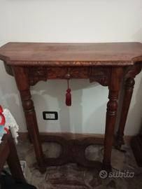 mobiletto e specchio antico